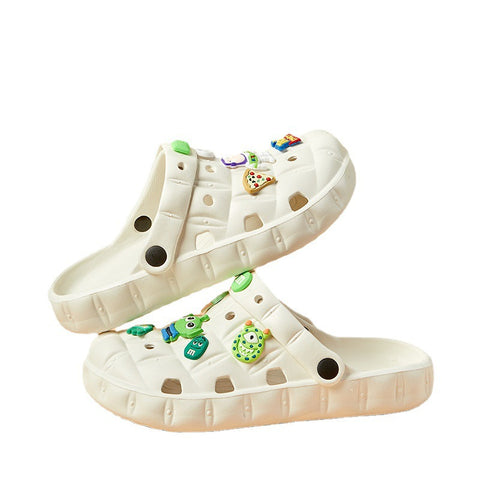 Summer DIY hole shoes for women wearing on the outside with a feeling of stepping on feces, thick soles, anti slip, and odor resistant shoes m5010562