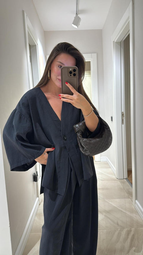 Fashion casual suit V-neck one-button loose long-sleeved top high-waisted trousers two-piece set m301966