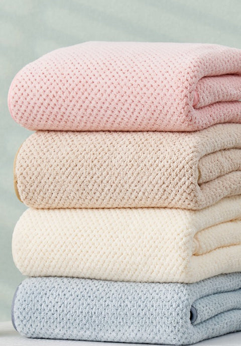 Large and thickened coral velvet pineapple absorbent bath towel m1915010550